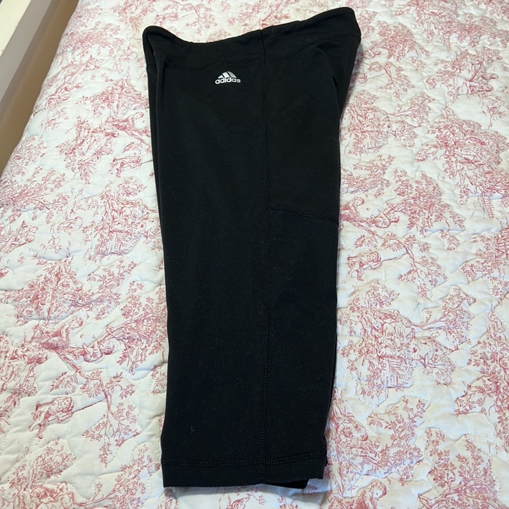 EUC Adidas Climalite Black Capris Size S